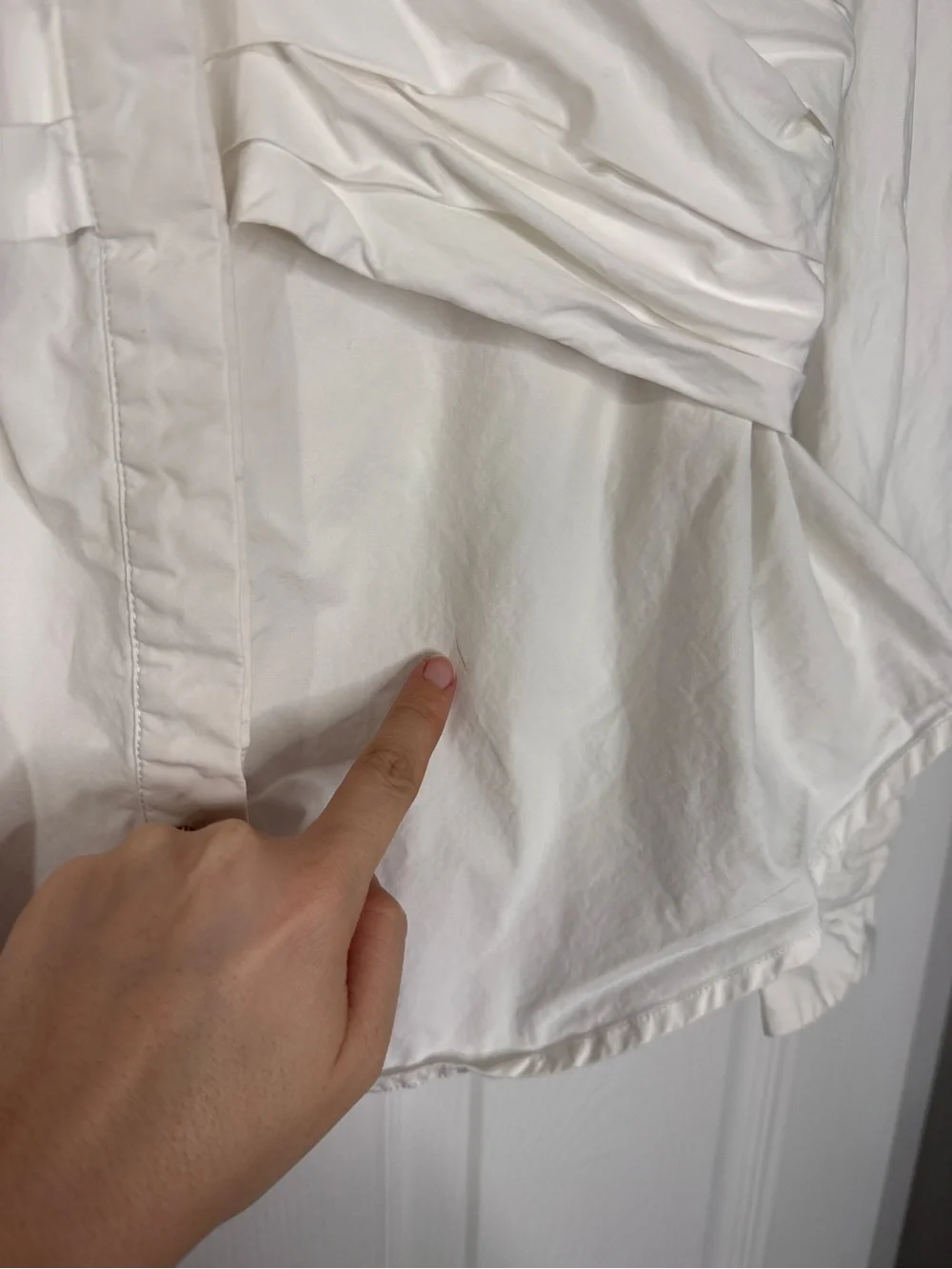 Sovere White Ruched Cotton Button-Up Top - Picture 7 of 7